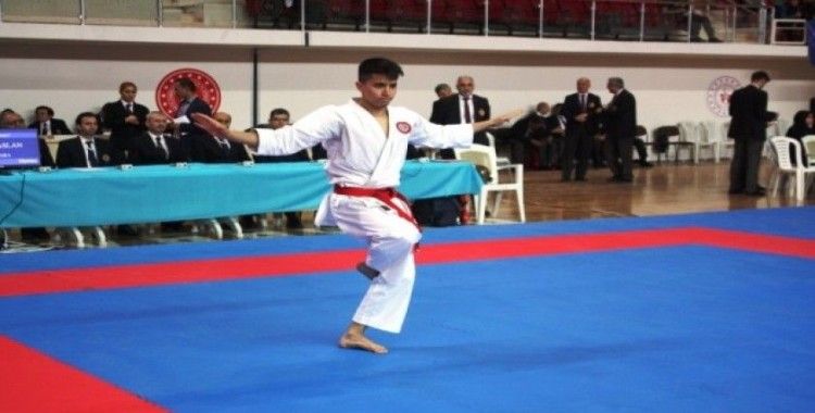 Diyarbakır’da ilk kez Türkiye Karate Şampiyonası gerçekleştiriliyor