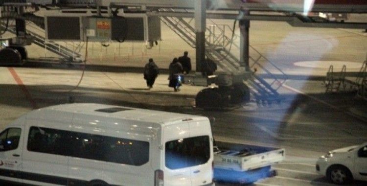 Alman vatandaşı DEAŞ’lı iki kadın terörist ülkelerine gönderildi