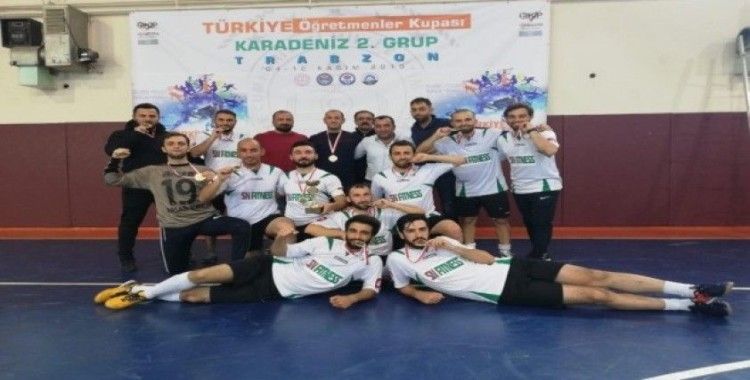 Eğitim Bir-Sen Yönetimi Futsal Takımı ile bir araya geldi