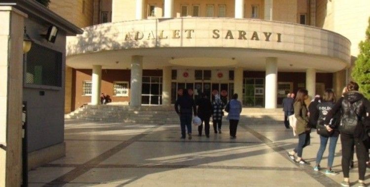 Görevden uzaklaştırılan Suruç Belediye Başkanı Çevik tutuklandı