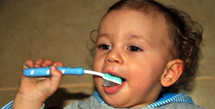 'Çocukların diş temizliğine ilk süt dişinin çıkmasıyla başlanmalı'