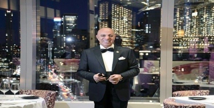 Türk iş adamı ABD’deki özel mücevher etkinliğinde onur konuğu oldu