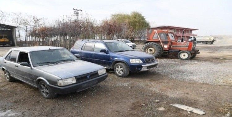 Muş Belediyesinin eski araçları satışa çıkarılıyor