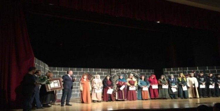“Anadolu Kadınları: Bir Bâcıyân-ı Rûm Hikayesi” isimli oyun seyirciyle buluştu