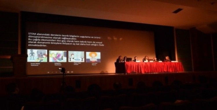 Anadolu Üniversitesi’nde ‘Sanat Eğitiminde Yeni Değerler’ paneli