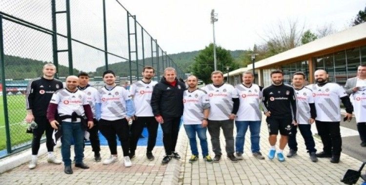 Karakartallılar Beşiktaş’ı antrenmanda ziyaret etti