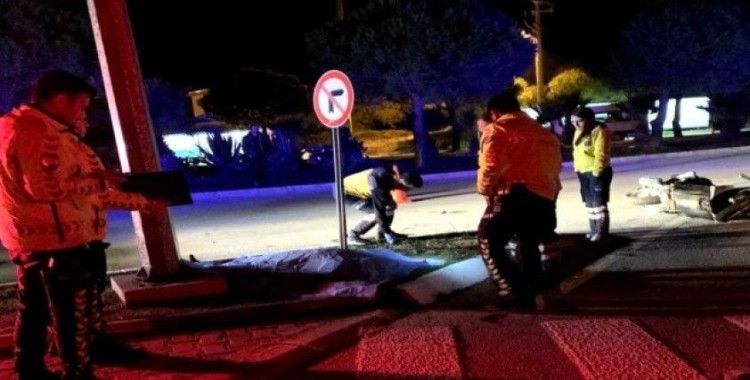 Motosiklet sürücüsü Çeşme’deki kazada öldü