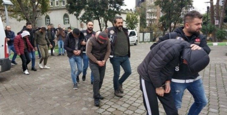 Samsun’da uyuşturucudan gözaltına alınan 6 kişi adliyeye sevk edildi