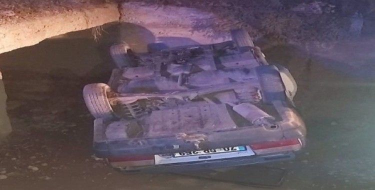 Karaman’da otomobil sulama kanalına düştü: 3 yaralı