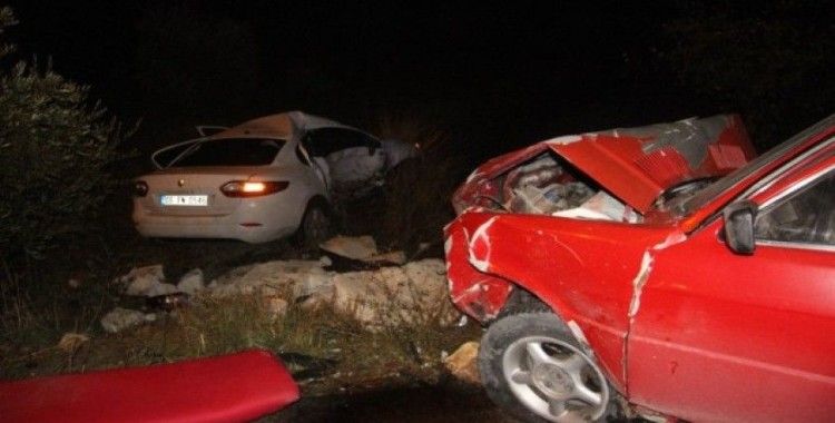 Kilis’te iki otomobil çarpıştı: 4 yaralı