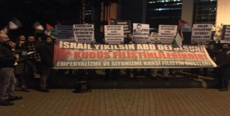 İsrail Konsolosluğu önünde protesto gösterisi