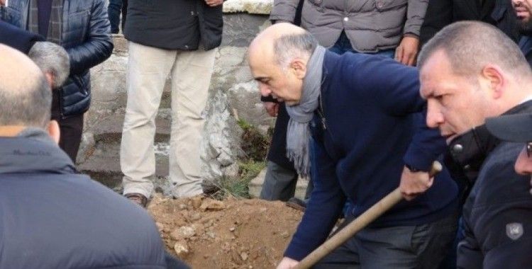 Bülent Kerimoğlu’nun babası Ardahan’da toprağa verildi