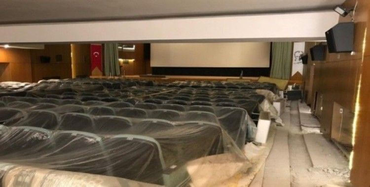 Ürgüp Belediye sinema salonu yenileniyor