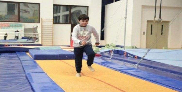 (Özel) Engelli çocuklar Nilüfer’de cimnastik ile hayata tutunuyor