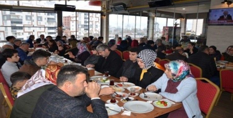 Şehit ve Gazi Aileleri Derneği üyeleri kahvaltıda buluştu