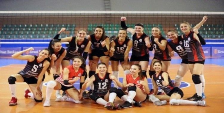 Nevşehir Belediyespor kadın voleybol takımı doludizgin