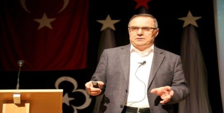 Prof. Dr. Adnan Ömerustaoğlu: “Daha kaliteli düşünmek için yeterli kelime bilgisine sahip olmalıyız”