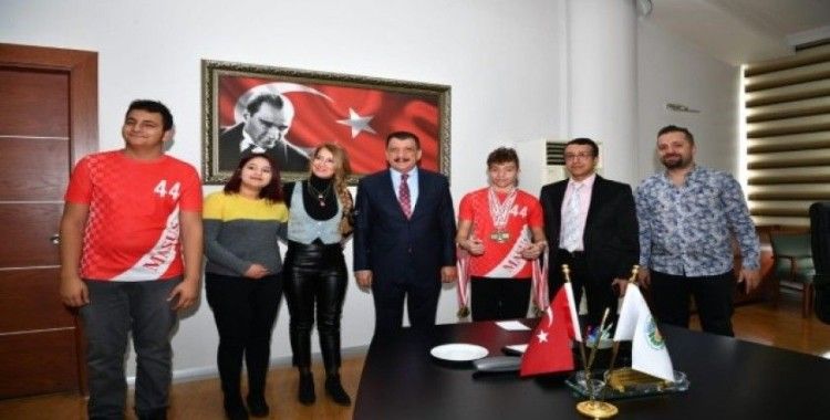 Engelli sporculardan Başkan Gürkan’a ziyaret
