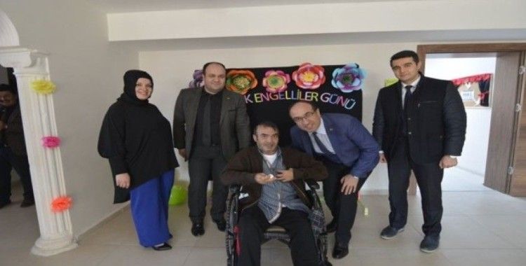 Başkan Mustafa Çöl’den Engelli Bakım Merkezi’ne ziyaret