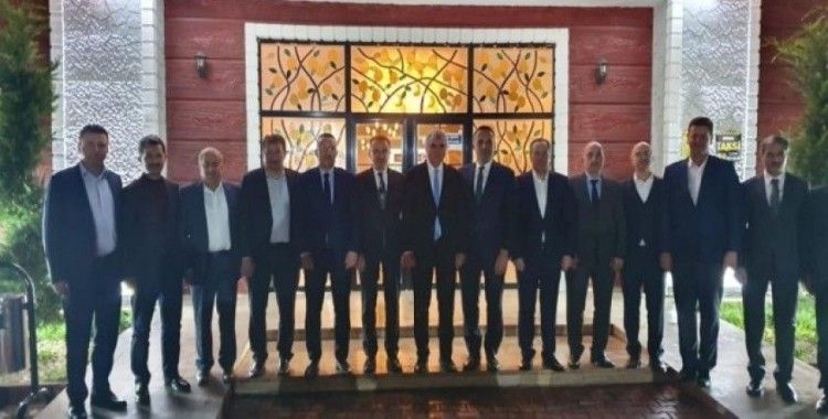İlçe Belediye Başkanları toplantısı Geyve’de yapıldı