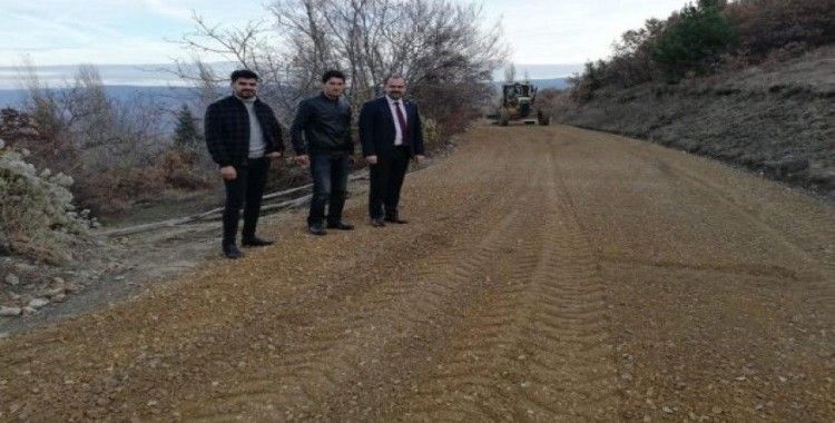 Tosya’da mahalleler asfaltlanıyor