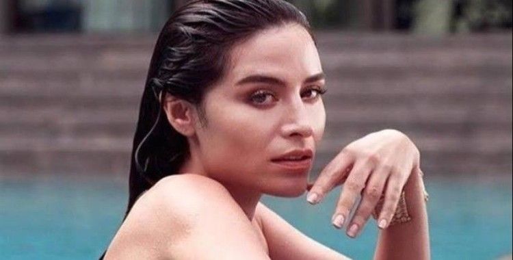 Belçim Bilgin'in seksi kıyafetindeki göğüs detayı dikkat çekti