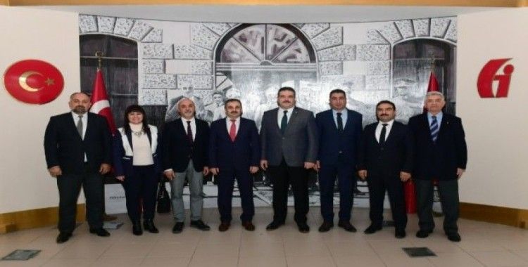Rektör Çomaklı, Eskişehir Vergi Dairesi Başkanlığını ziyaret etti
