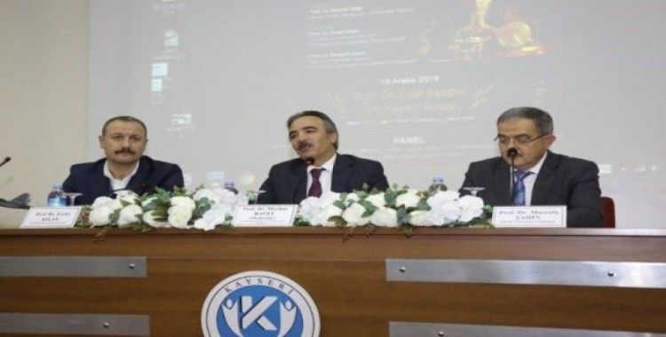 Rektör Bağlı, “Türk İslam medeniyetinin dünya medeniyetlerine katkıları” konulu panele katıldı
