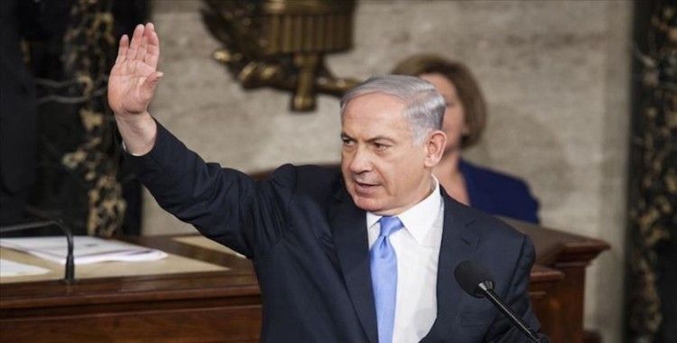 Netanyahu elindeki bakanlık koltuklarını bırakıyor