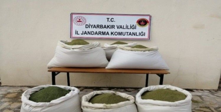 Diyarbakır'da 364 kilo esrar ele geçirildi