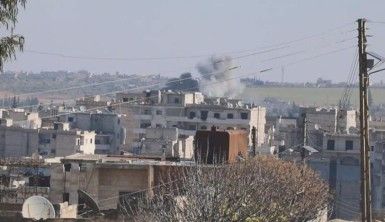 Rejim güçleri ve Rus uçakları İdlib'i vurdu, 2 ölü, 5 yaralı