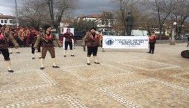 100’üncü yıla özel 100 seğmen ile kutlama