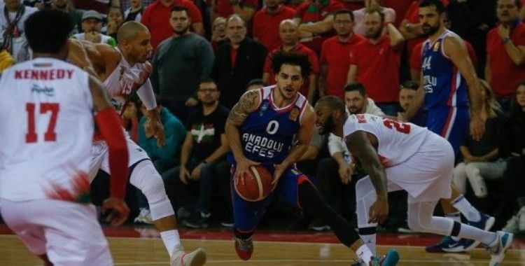 ING Basketbol Süper Ligi'nde ilk yarının lideri Anadolu Efes