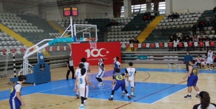 Basketbol Genç Erkekler İl Birinciliği müsabakaları Menteşe’de yapıldı