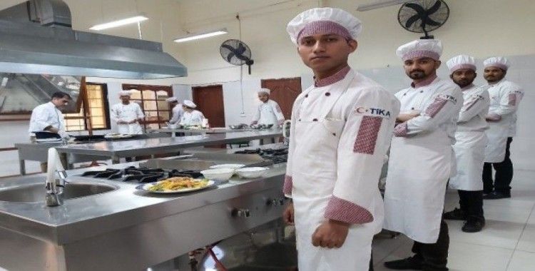 TİKA’dan Pakistan’ın en eski aşçılık okuluna destek