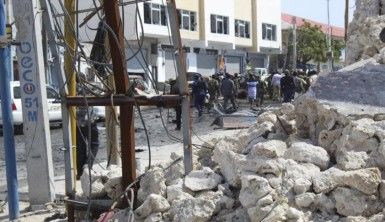 Somali'deki bombalı saldırıda 3 kişi öldü