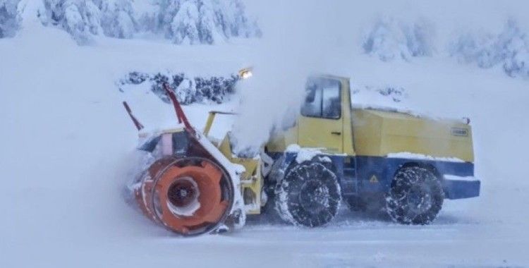 Kardan kapanan köy yolları ulaşıma açıldı