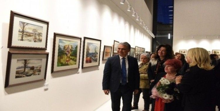 Türkan Şoray’da yılın ilk sergisi açıldı