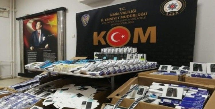 İzmir’de binlerce liralık gümrük kaçağı ürüne el konuldu