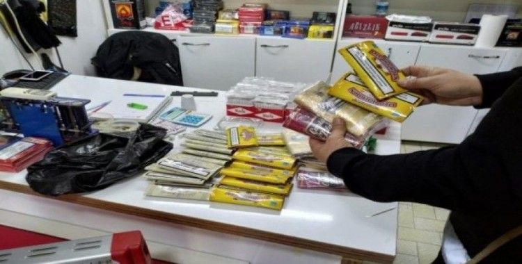 İzmir’de binlerce paket kaçak sigara ele geçirildi