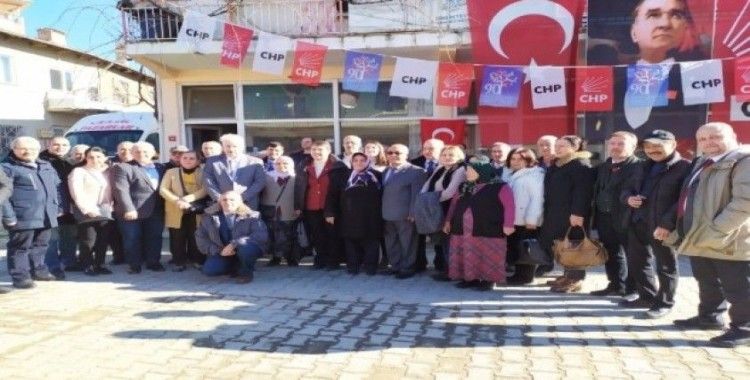 Pazarlar CHP’de Salih Çetinkaya tekrar seçildi