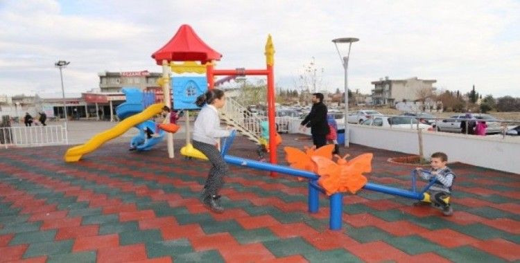 Çocuk hastanesine oyun parkı kuruldu