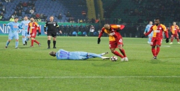 Ziraat Türkiye Kupası: Çaykur Rizespor: 1 - Galatasaray: 1 (İlk yarı)