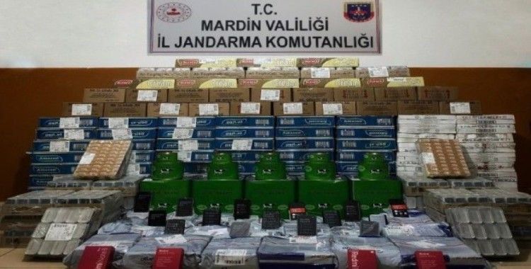 Mardin’de kargo aracında kaçak malzemeler ele geçirildi