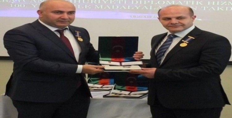 Azerbaycan Cumhurbaşkanı Aliyev’den Gazeteci Şıktaş’a onur madalyası