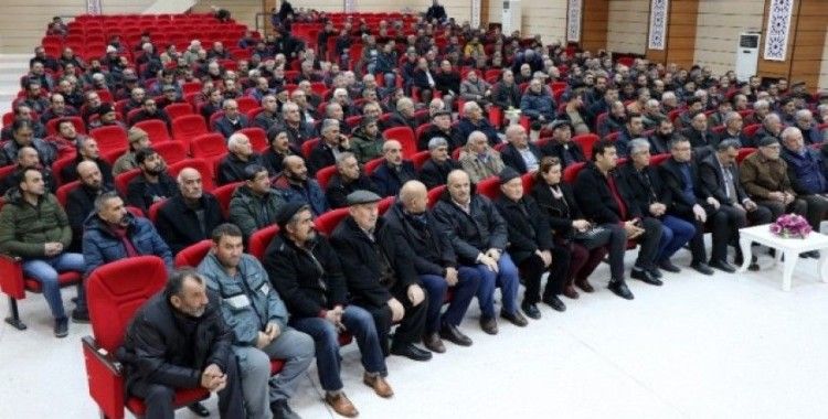 Erzincan çiftçisi 2020 yılında uygulanması planlanan sulama suyu zammına tepki gösterdi