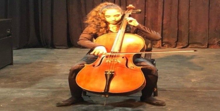 Müzik ve Bale Ortaokulu öğrencilerinden dönem sonu konseri