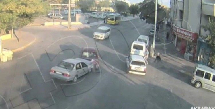 Aksaray’da dikkatsizlik sonucu yaşanan kaza şehir polis kamerasında