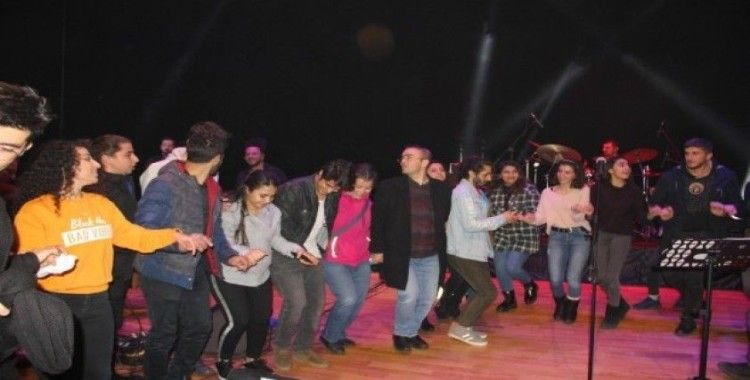 Diyarbakır’da Grup Barabar fırtınası