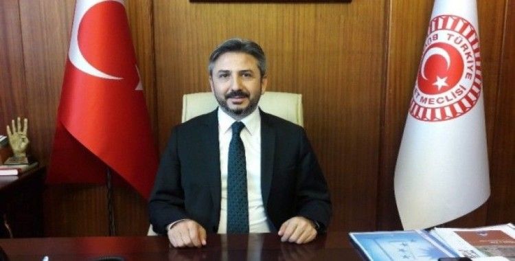 Ahmet Aydın: "400 yıllık anıt çınar ağacı kesilmeyecek"